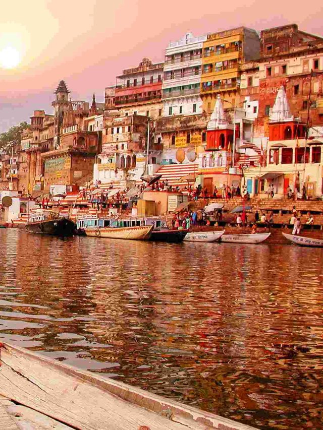 Tourist Places to Visit in Varanasi 2023