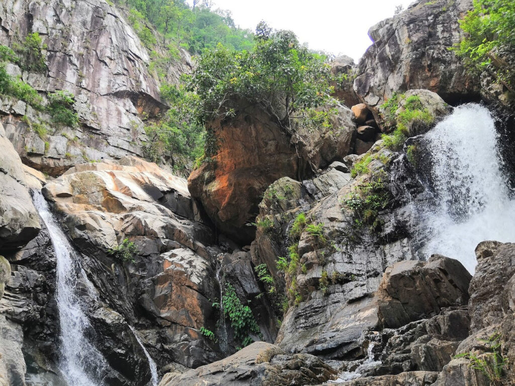 Badal Giri Waterfall
