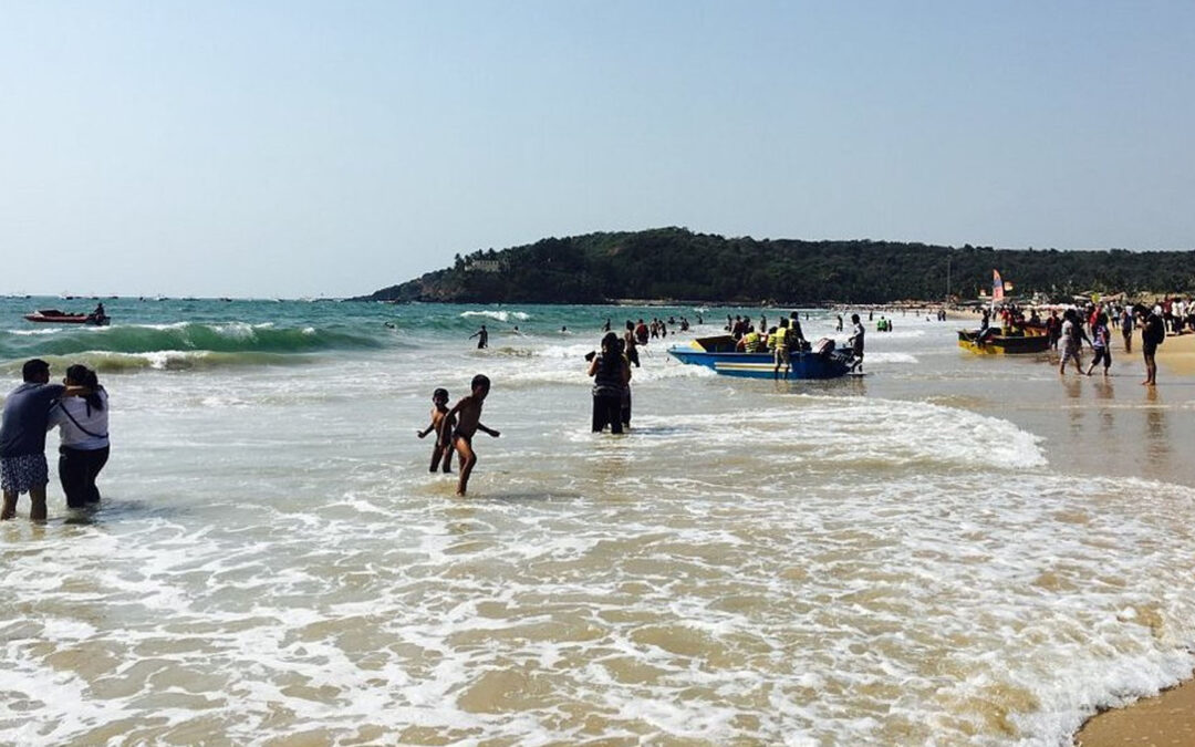 Agonda Beach Goa, India (Things to do, Location, Activities, Night Life & Facts)