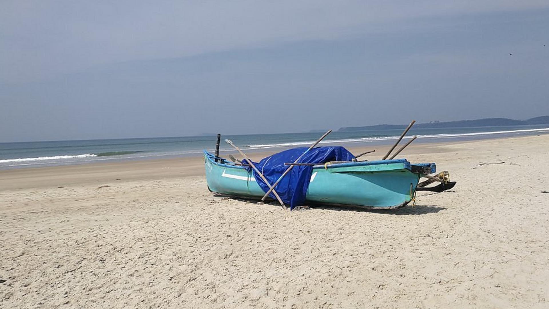 Cansaulim Beach, Goa (Things to do, Location, Activities, Night Life & Facts)