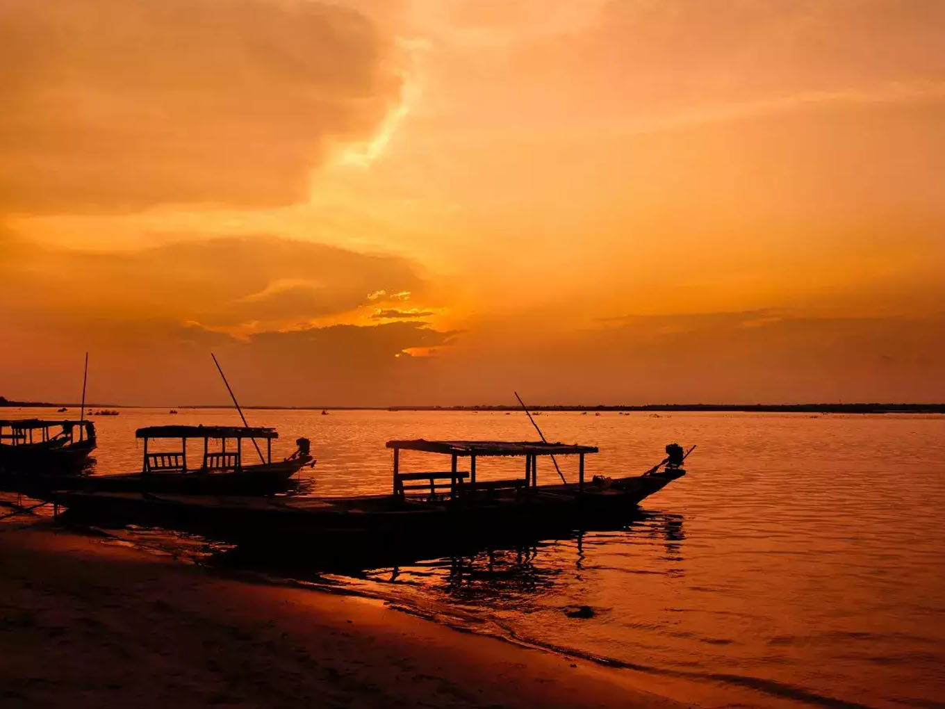 Rajhans-Nature-Camp-Island