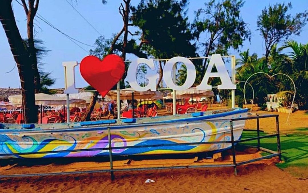 Calangute Beach, Goa (Things to do, Location, Activities, Night Life & Facts)
