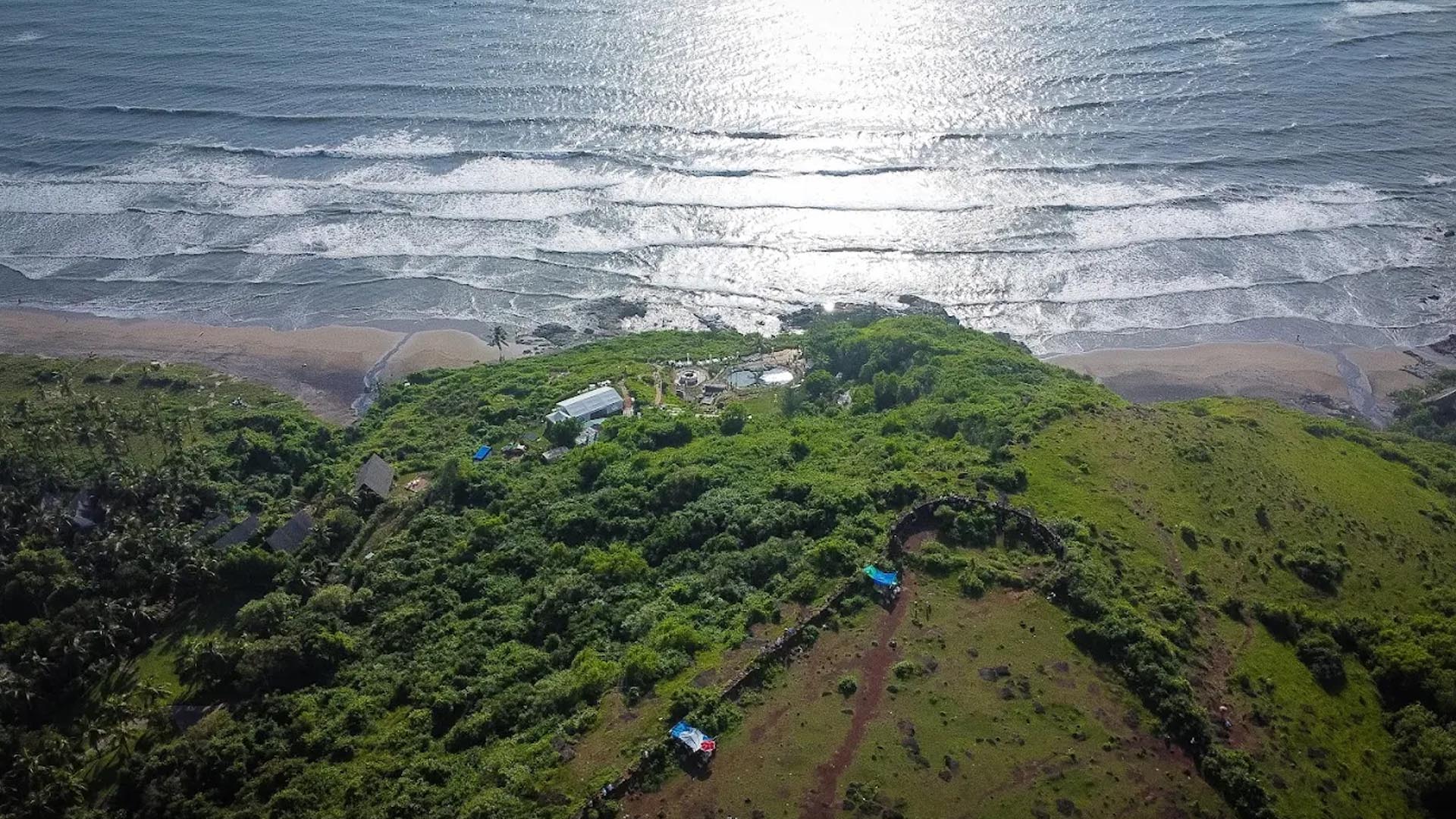 Chapora Fort, Goa (Things to do, Location, Activities, Night Life & Facts)