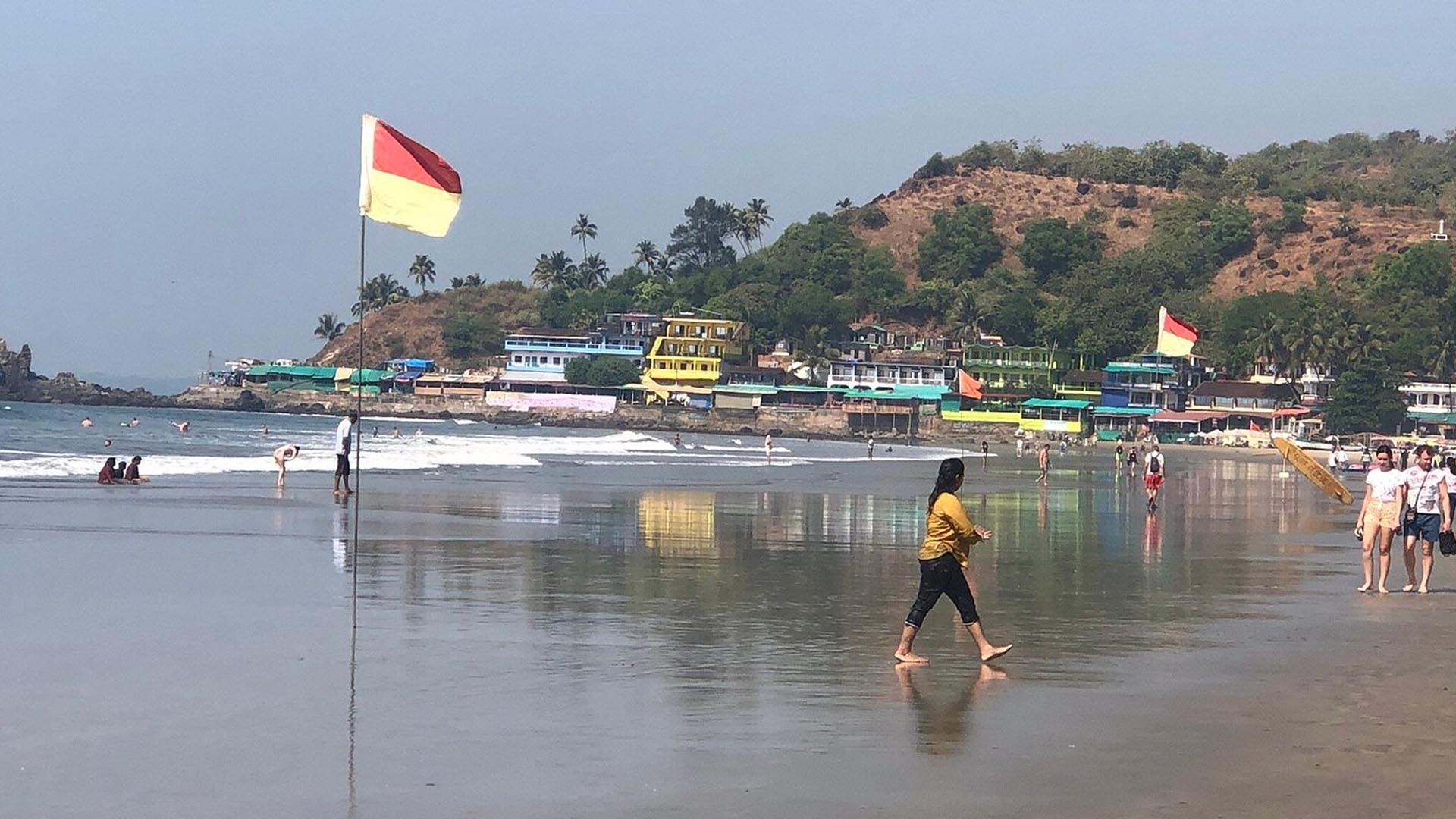 Arambol Beach, Goa (Things to do, Location, Activities, Night Life & Facts)